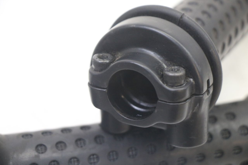 photo de MANETE DO ACELERADOR PIAGGIO MP3 500 (2011 - 2015) - Zoom do estado de desgaste