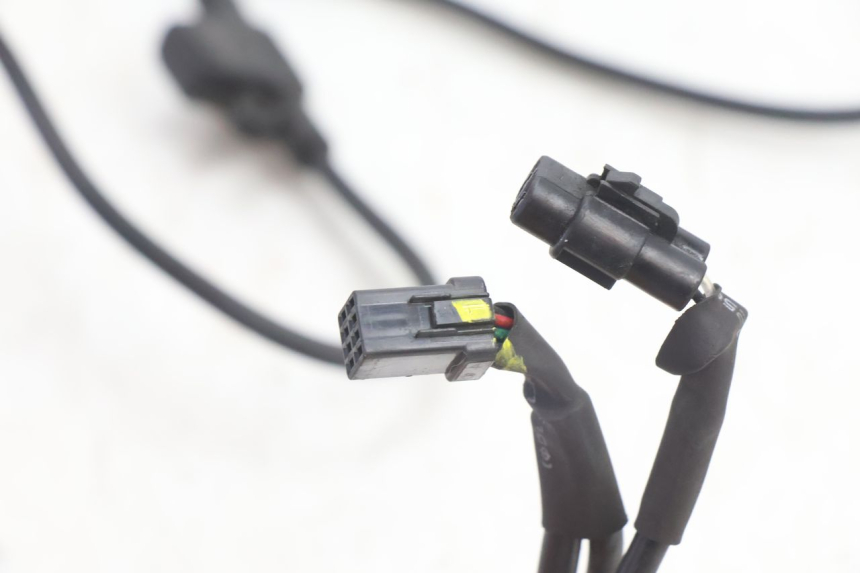 photo de MANETE DO ACELERADOR PIAGGIO MP3 500 (2016 - 2018) - Ampliação dos componentes
