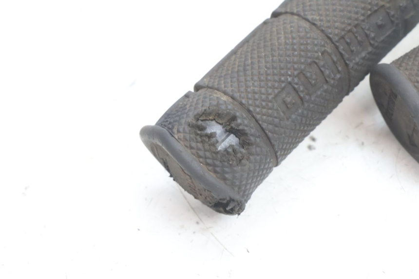 photo de Manete do acelerador RIEJU MRT PRO SUPERMOTARD 50 (2007 - 2018) - Pontos de fixação