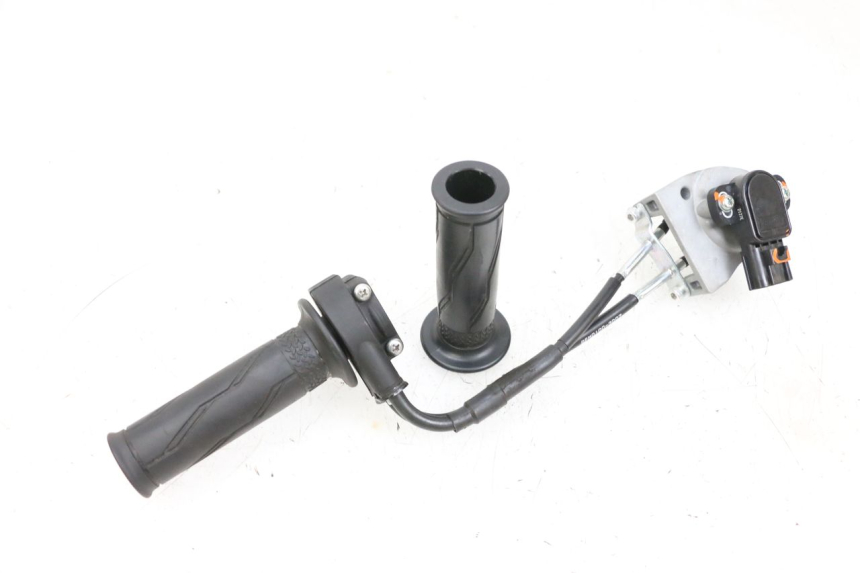 photo de MANETE DO ACELERADOR YAMAHA NEO'S CORE 1 (2022 - 2026) - Vista principal