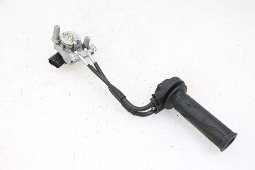 photo de MANETE DO ACELERADOR YAMAHA NEO'S CORE 1 (2022 - 2026) - Detalhes característicos