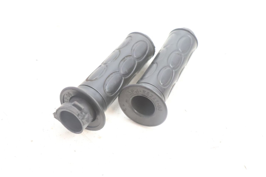 photo de MANETE DO ACELERADOR YAMAHA NEO'S NEOS 2T 50 (1998 - 2007) - Detalhe da peça