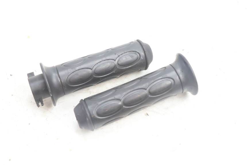 photo de MANETE DO ACELERADOR YAMAHA NEO'S NEOS 2T 50 (1998 - 2007) - Outro ângulo de visão