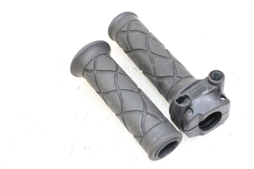 photo de MANETE DO ACELERADOR YAMAHA NEOS NEO'S 4T 50 (2008 - 2016) - Detalhe da peça