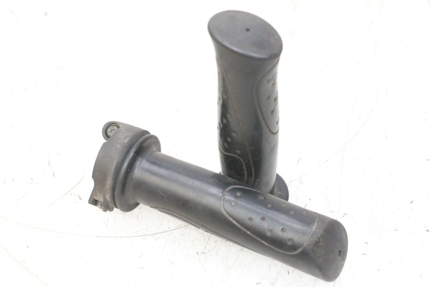 photo de MANETE DO ACELERADOR SYM ORBIT 2 4T 50 (2008 - 2017) - Vista principal