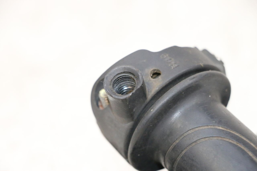 photo de MANETE DO ACELERADOR SYM ORBIT 2 4T 50 (2008 - 2017) - Zoom do estado de desgaste