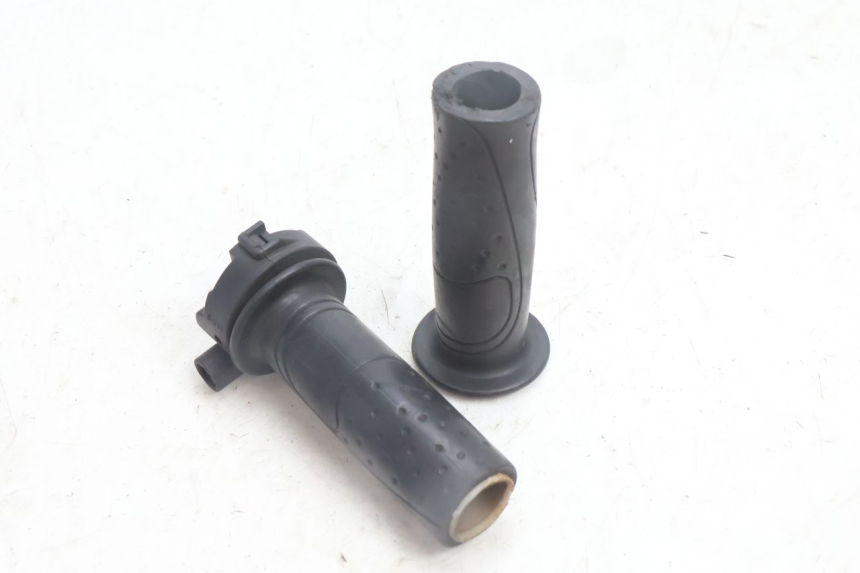 photo de MANETE DO ACELERADOR SYM ORBIT 2 4T 50 (2008 - 2017) - Vista principal