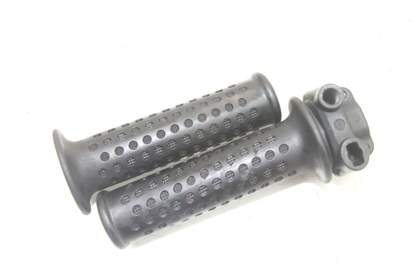 photo de MANETE DO ACELERADOR PIAGGIO MP3 LT 400 (2007 - 2012) - Zoom do estado de desgaste