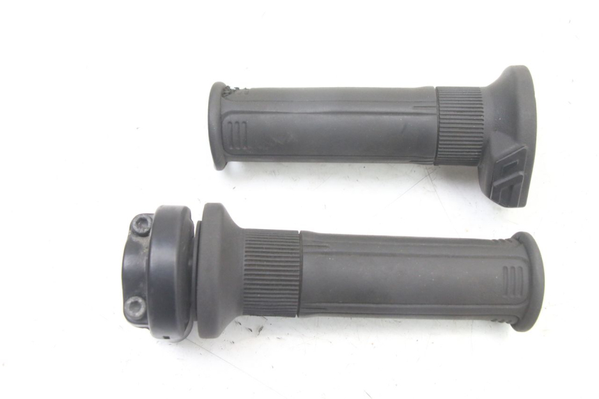 photo de MANETE DO ACELERADOR PIAGGIO VESPA LX IE 125 (2010 - 2012) - Detalhe da peça