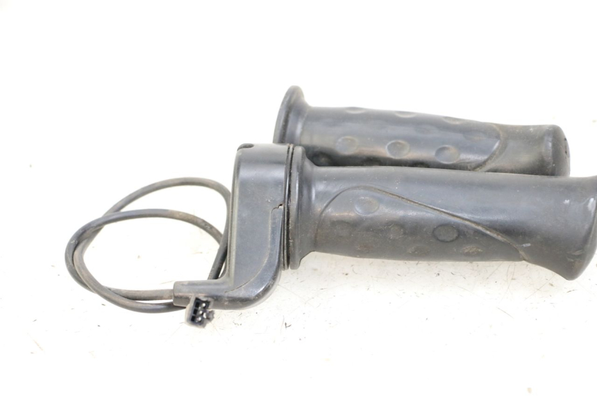 photo de MANETE DO ACELERADOR DOLPHIN PYGMY 1 (2020 - 2024) - Detalhe da peça
