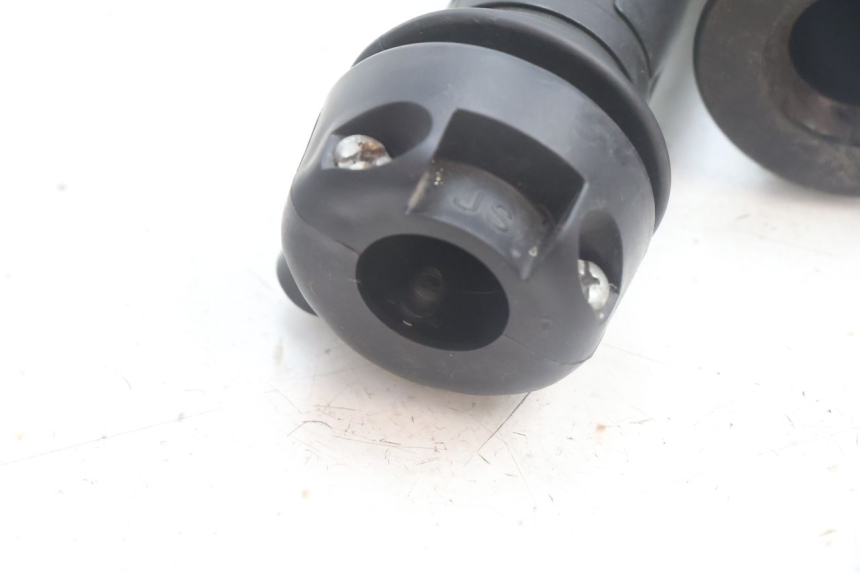 photo de MANETE DO ACELERADOR JM MOTORS SANTANA EVO 50 (2024 - 2026) - Zoom do estado de desgaste