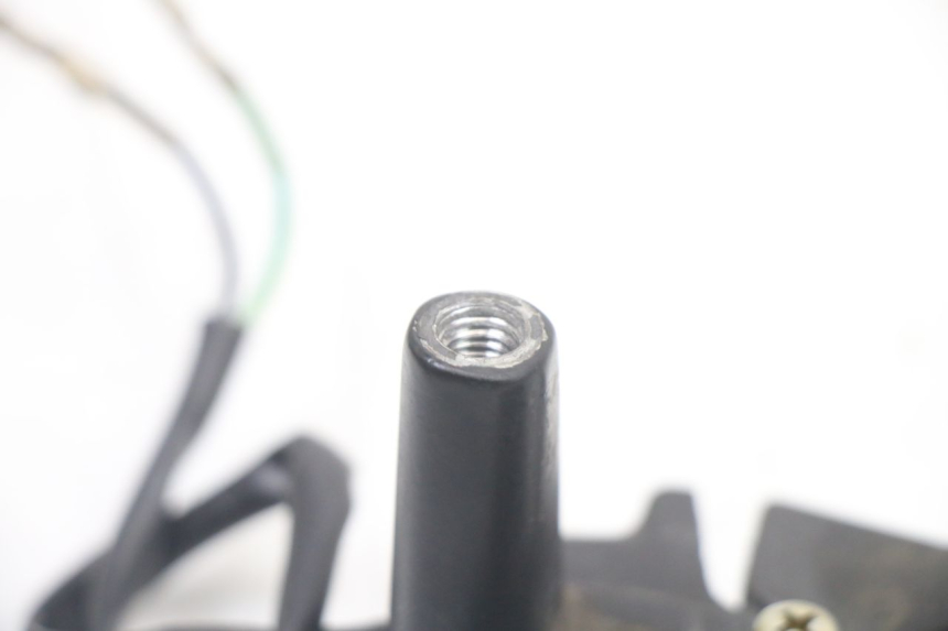photo de MANETE DO ACELERADOR HONDA SCV LEAD 100 (2003 - 2007) - Outro ângulo de visão