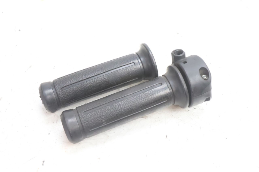 photo de Manete do acelerador HONDA SH 125 (2001 - 2003) - Ampliação técnica