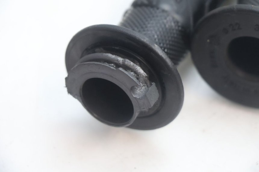 photo de Manete do acelerador YAMAHA SLIDER 50 (1999 - 2004) - Zoom do estado de desgaste