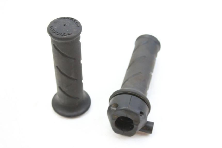 photo de MANETE DO ACELERADOR PEUGEOT SV 125 (1991 - 1994) - Detalhe da peça