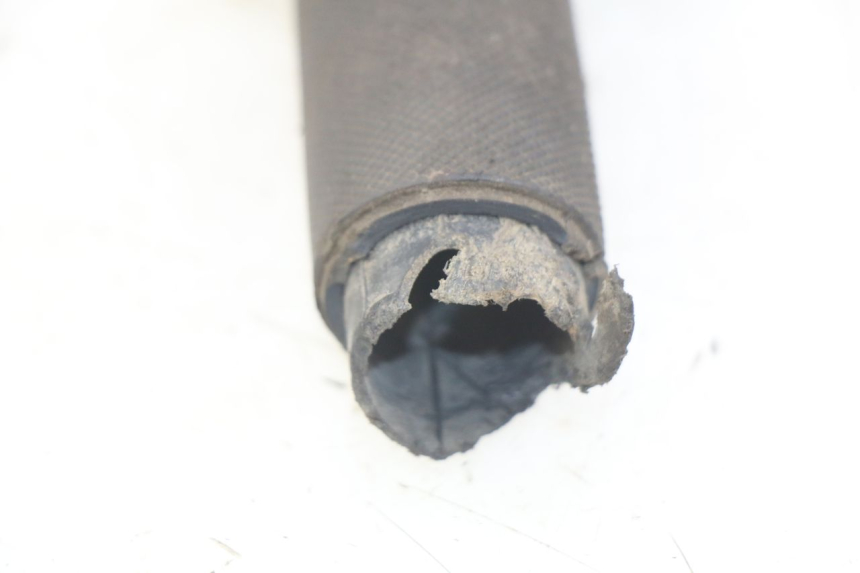 photo de MANETE DO ACELERADOR APRILIA SX 50 (2011 - 2017) - Zoom do estado de desgaste