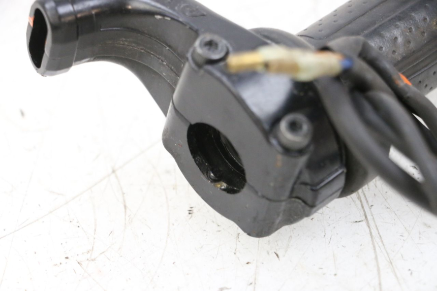 photo de MANETE DO ACELERADOR YAMAHA TDM ABS 900 (2002 - 2014) - Ampliação técnica