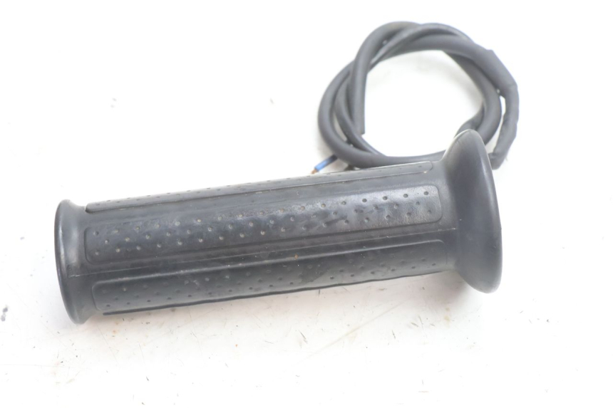 photo de MANETE DO ACELERADOR YAMAHA TDM ABS 900 (2002 - 2014) - Detalhes característicos
