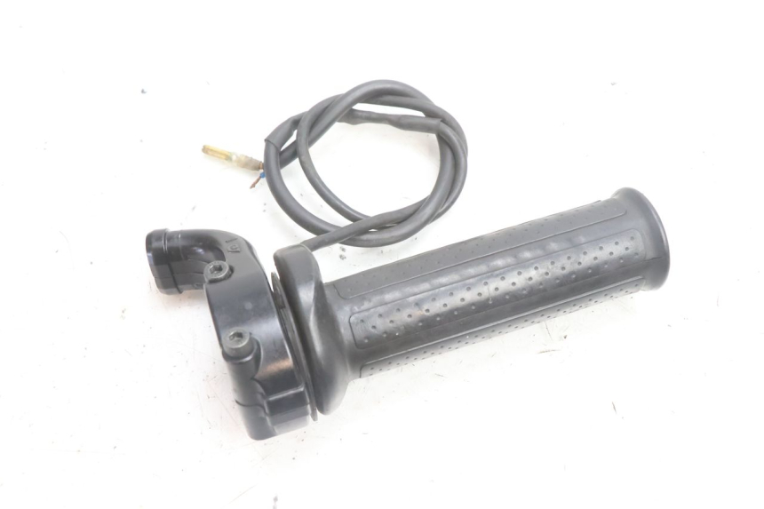 photo de MANETE DO ACELERADOR YAMAHA TDM ABS 900 (2002 - 2014) - Outro ângulo de visão