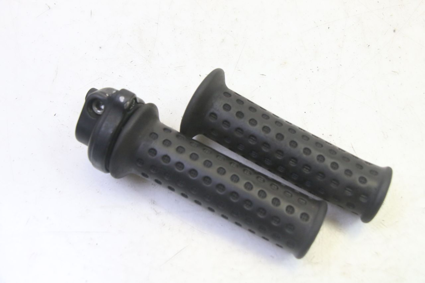 photo de MANETE DO ACELERADOR PIAGGIO VESPA S 2T 50 (2007 - 2014) - Detalhe da peça