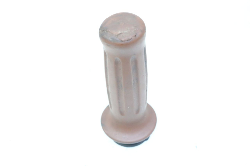 photo de MANETE DO ACELERADOR YAMAHA WHY 50 (1998 - 2000) - Zoom do estado de desgaste