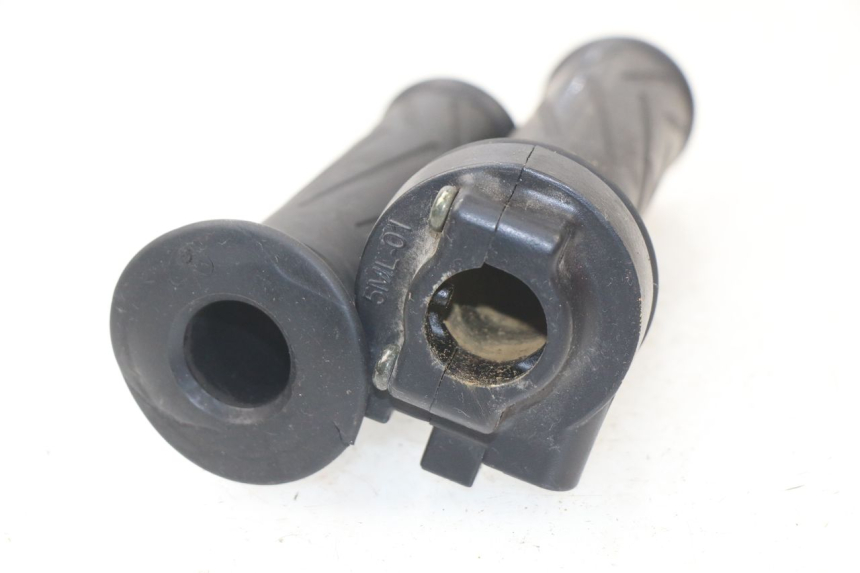 photo de MANETE DO ACELERADOR YAMAHA XMAX X-MAX 125 (2006 - 2009) - Zoom do estado de desgaste