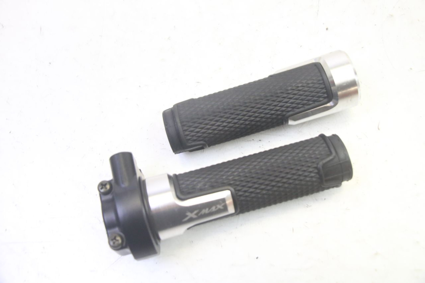 photo de MANETE DO ACELERADOR YAMAHA XMAX X-MAX 125 (2006 - 2009) - Detalhe da peça