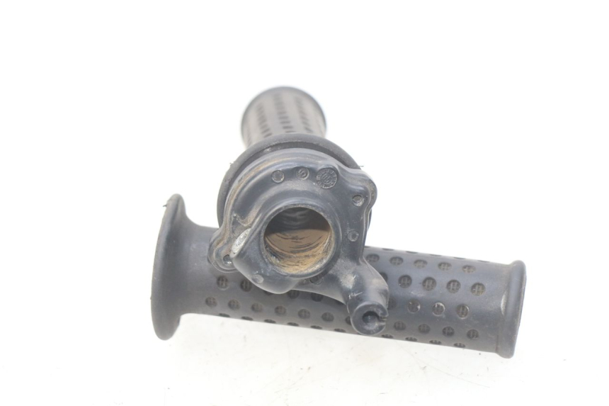 photo de MANETE DO ACELERADOR PIAGGIO X9 EVOLUTION 250 (2003 - 2007) - Detalhe da peça