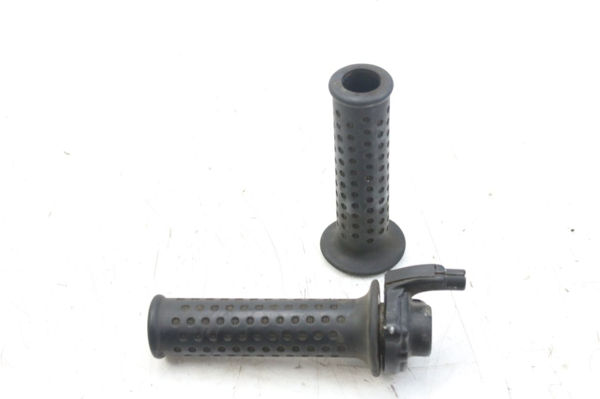 photo de MANETE DO ACELERADOR PIAGGIO X9 EVOLUTION 125 (2003 - 2007) - Ampliação técnica
