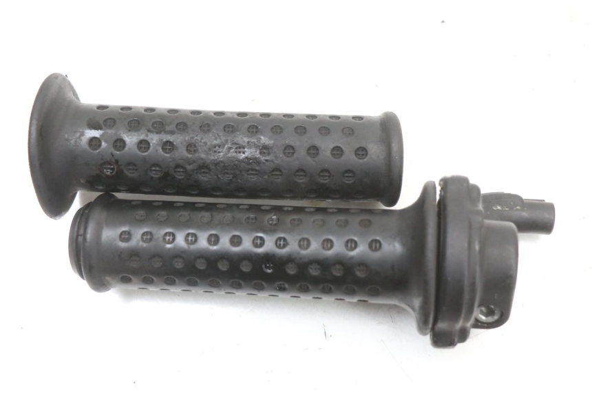 photo de MANETE DO ACELERADOR PIAGGIO X9 125 (2000 - 2003) - Ampliação técnica