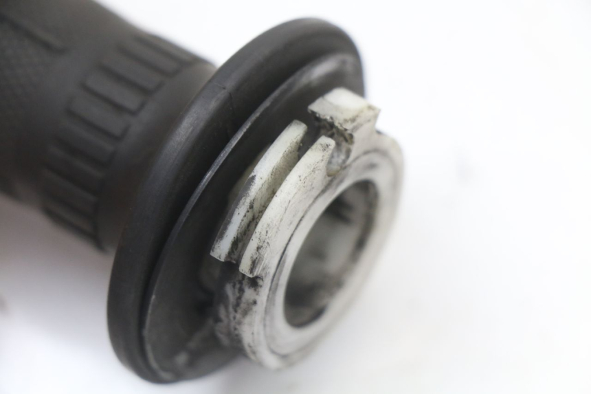 photo de MANETE DO ACELERADOR YAMAHA XJ F 900 (1983 - 1994) - Detalhe da peça