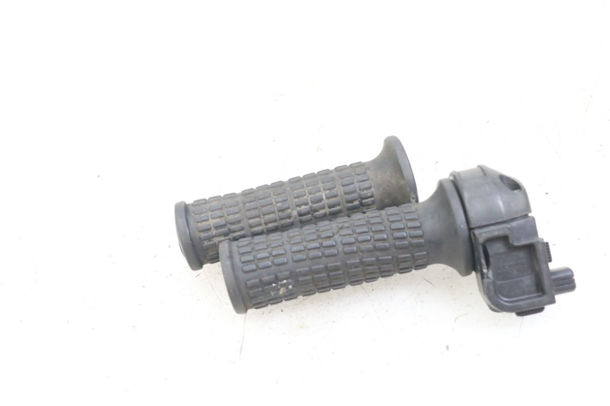 photo de MANETE DO ACELERADOR PEUGEOT XP6 50 (1997 - 2003) - Outro ângulo de visão