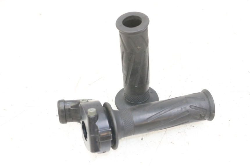 photo de MANETE DO ACELERADOR YAMAHA FZS FAZER 600 (2001 - 2003) - Vista principal