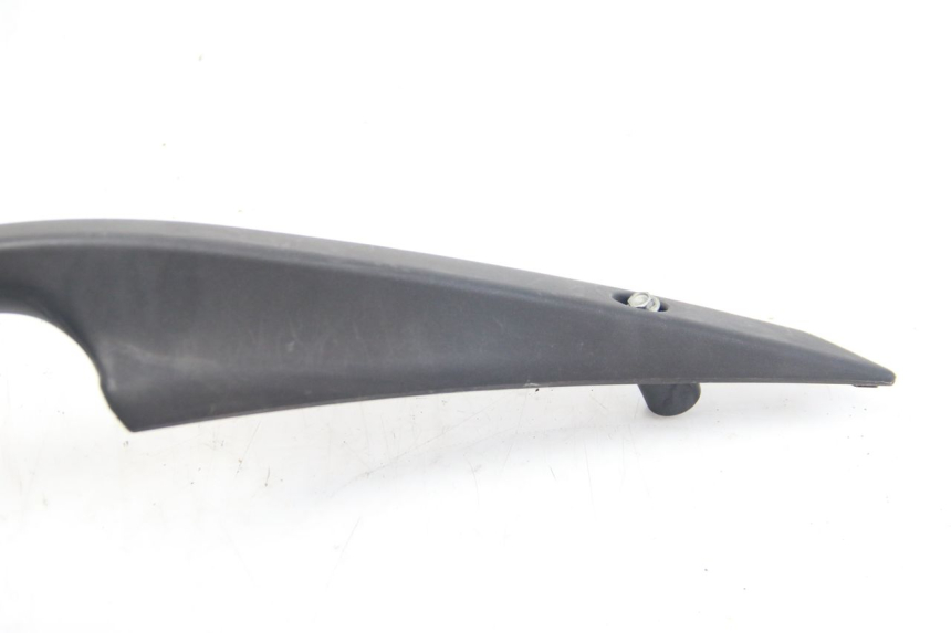 photo de ALÇA TRASEIRA APRILIA ATLANTIC 500 (2002 - 2003) - Pontos de fixação