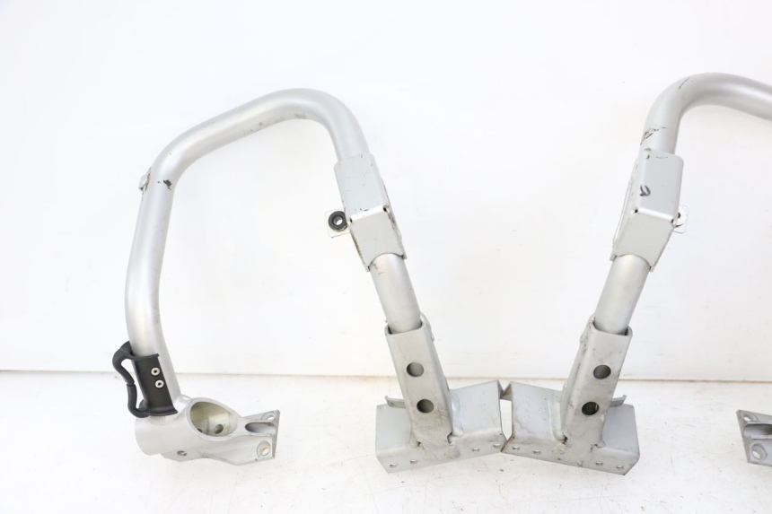 photo de ALÇA TRASEIRA BMW C1 125 (2000 - 2003) - Outro ângulo de visão
