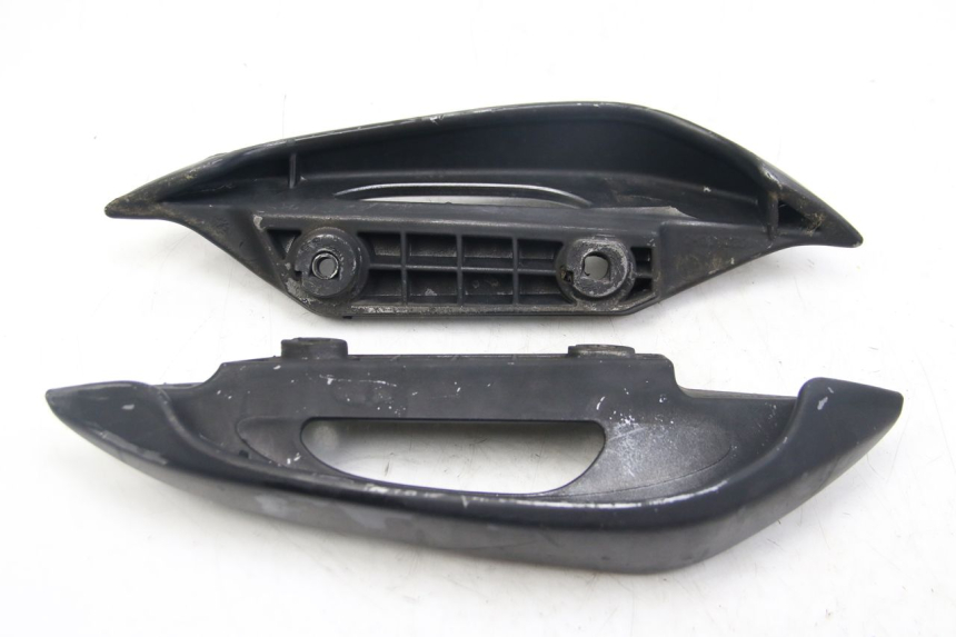 photo de ALÇA TRASEIRA SUZUKI BURGMAN 125 (2007 - 2014) - Outro ângulo de visão