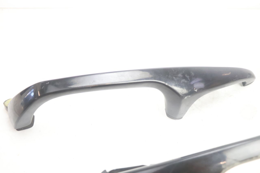 photo de ALÇA TRASEIRA SUZUKI BURGMAN EXECUTIVE ABS 650 (2006 - 2012) - Ampliação técnica