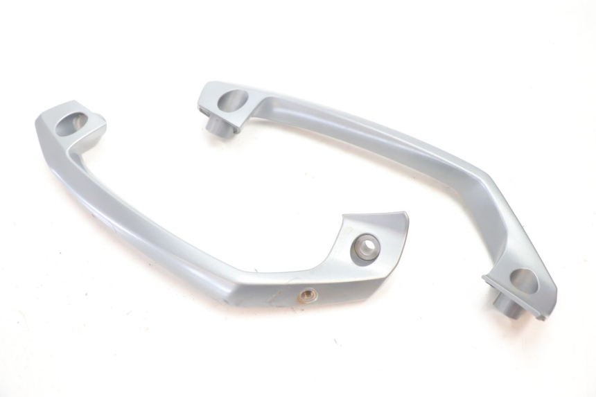 photo de ALÇA TRASEIRA BMW C SPORT 650 (2015 - 2021) - Detalhe da peça