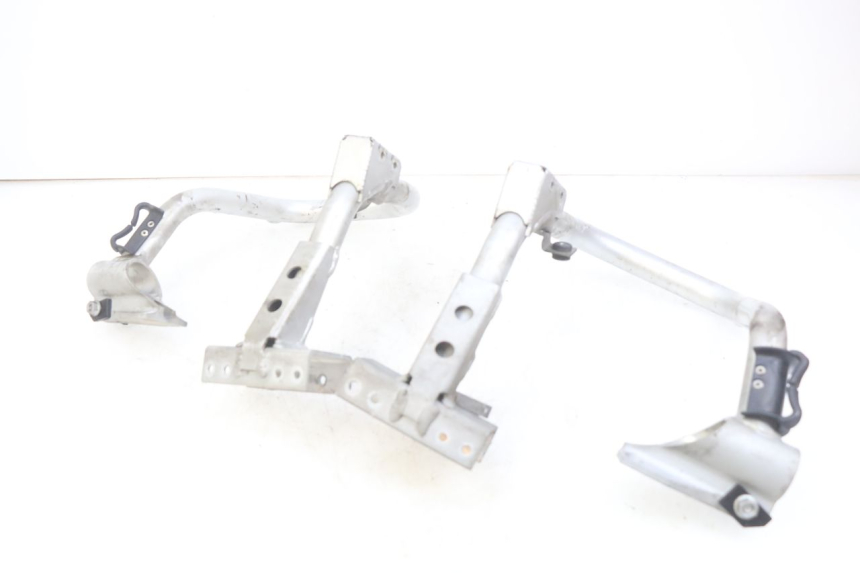 photo de ALÇA TRASEIRA BMW C1 125 (2000 - 2003) - Detalhe da peça