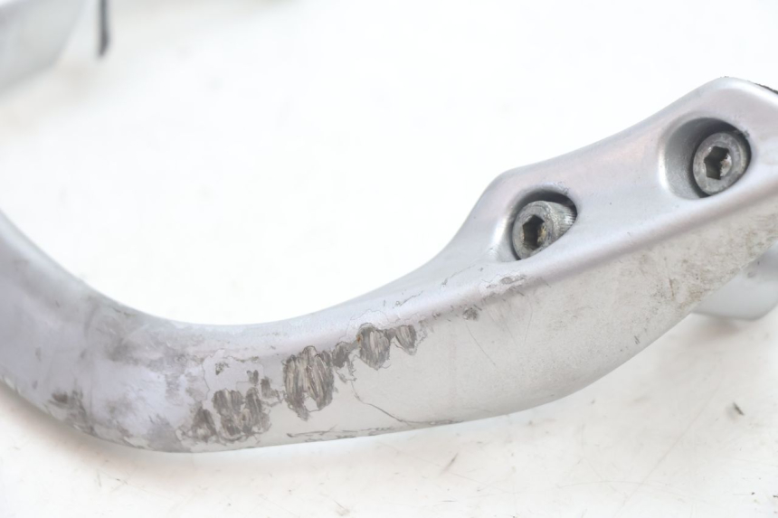 photo de ALÇA TRASEIRA HONDA CB F HORNET 600 (2005 - 2006) - Outro ângulo de visão
