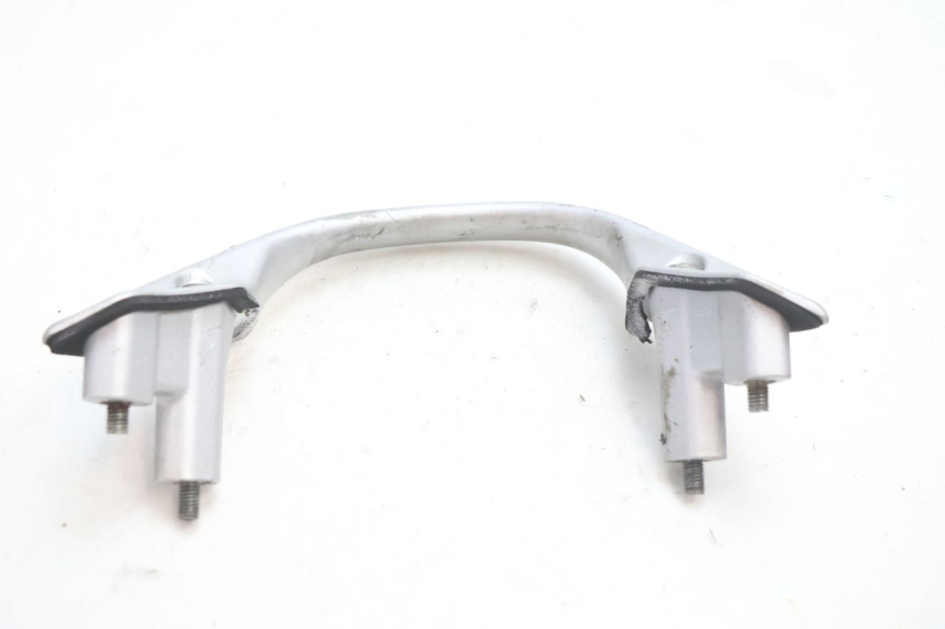 photo de ALÇA TRASEIRA HONDA CB F HORNET 600 (2005 - 2006) - Pontos de fixação