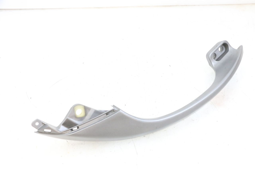 photo de PUNHO TRASEIRO DIREITO SUZUKI BURGMAN 650 (2013 - 2020) - Detalhe da peça