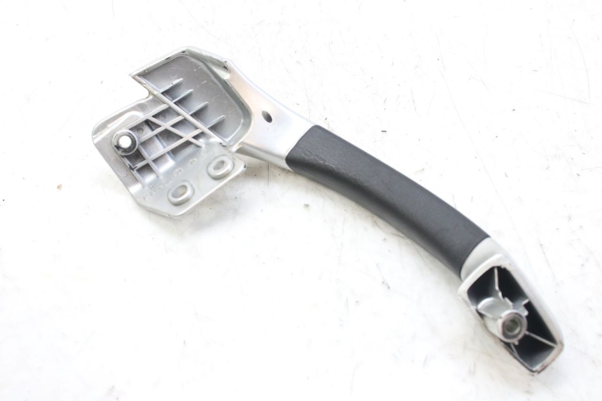 photo de PUNHO TRASEIRO DIREITO PIAGGIO MP3 RL 250 (2006 - 2010) - Zoom do estado de desgaste