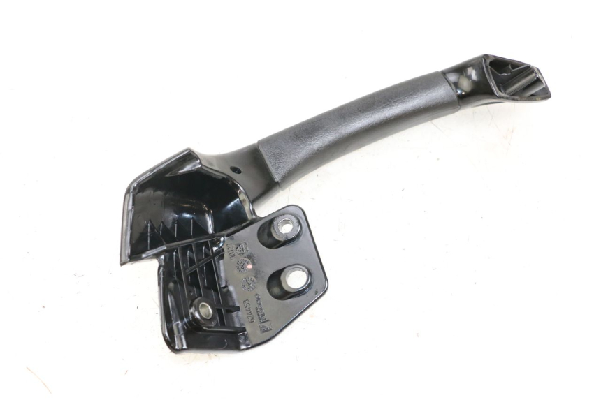 photo de PUNHO TRASEIRO DIREITO PIAGGIO MP3 500 (2011 - 2015) - Zoom do estado de desgaste