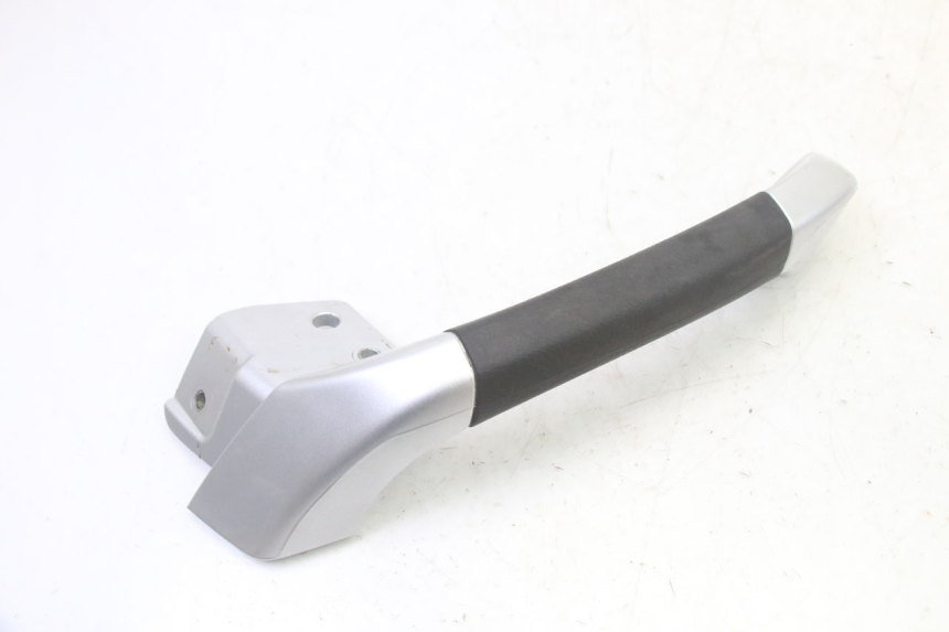 photo de PUNHO TRASEIRO DIREITO PIAGGIO MP3 RL 250 (2006 - 2010) - Detalhe da peça
