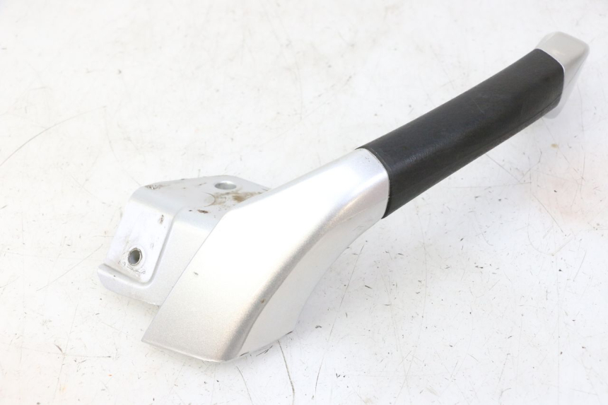 photo de PUNHO TRASEIRO DIREITO PIAGGIO MP3 RL 250 (2006 - 2010) - Detalhe da peça
