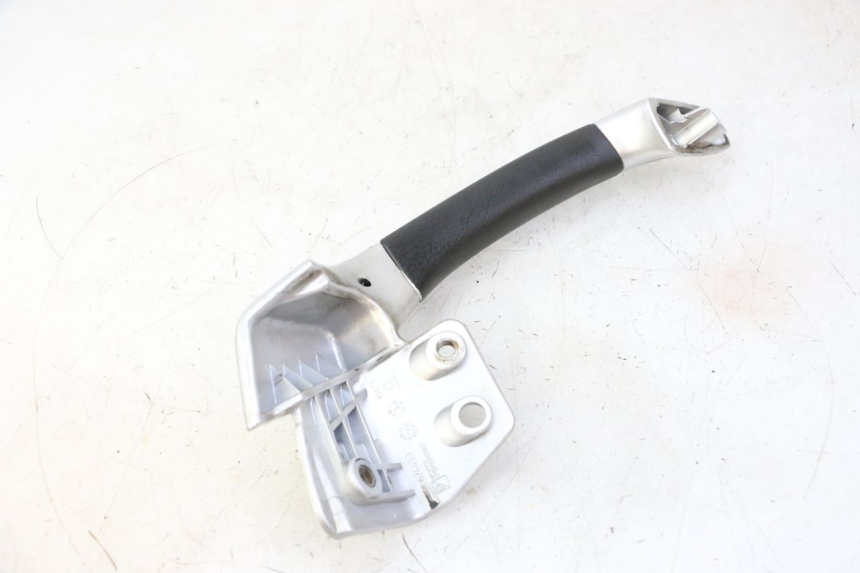 photo de PUNHO TRASEIRO DIREITO PIAGGIO MP3 RL 250 (2006 - 2010) - Outro ângulo de visão