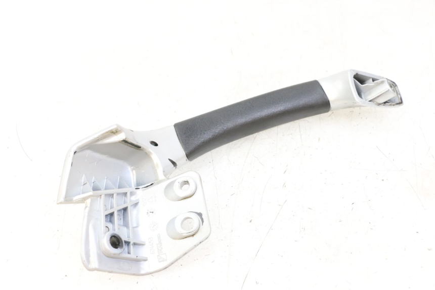 photo de PUNHO TRASEIRO DIREITO PIAGGIO MP3 LT 400 (2007 - 2012) - Detalhe da peça