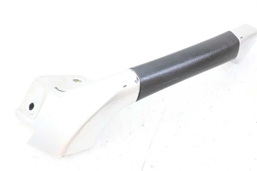 photo de PUNHO TRASEIRO DIREITO PIAGGIO MP3 LT 400 (2007 - 2012) - Ampliação técnica