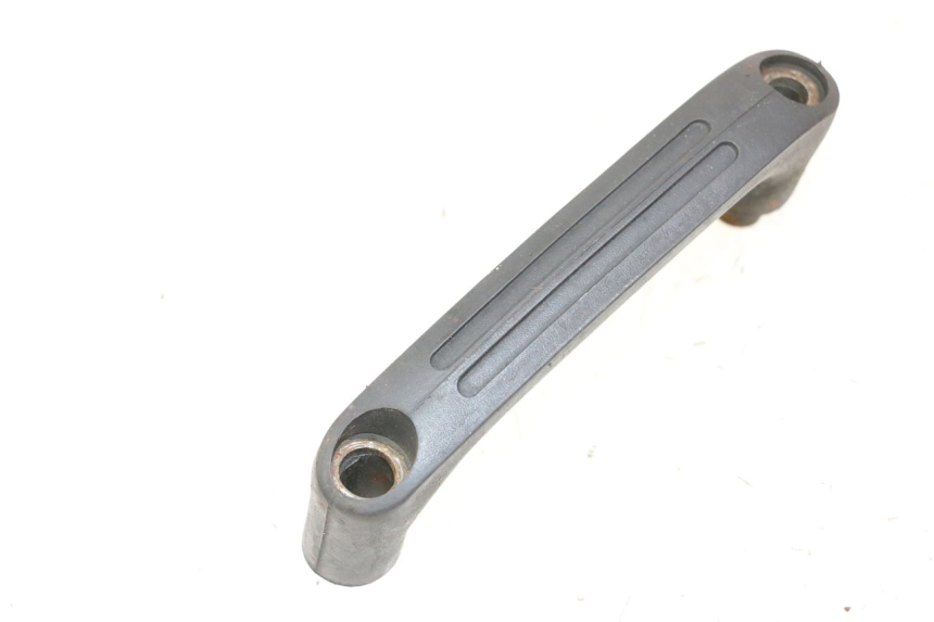 photo de PUNHO TRASEIRO DIREITO YAMAHA TDR DELTABOX 125 (1997 - 2003) - Detalhe da peça